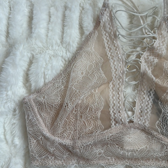 Victoria’s Secret Bralette - Picture 3 of 6